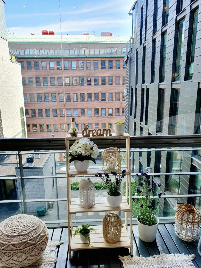 2Ndhomes Unique And Luxury Kamppi Center Apartment With Sauna And Big Terrace Helsínquia Exterior foto